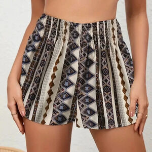 Women’s high waist white Aztec print lightweight shorts Large